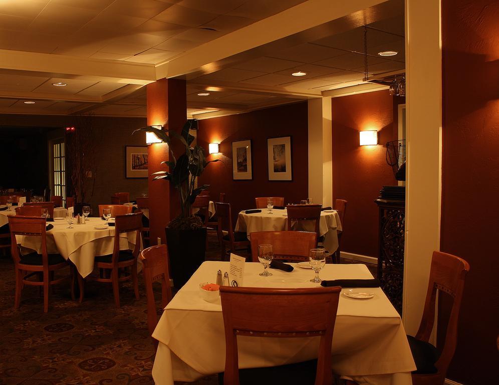 Macaluso'S At The Lantern Lodge Jim Thorpe Extérieur photo